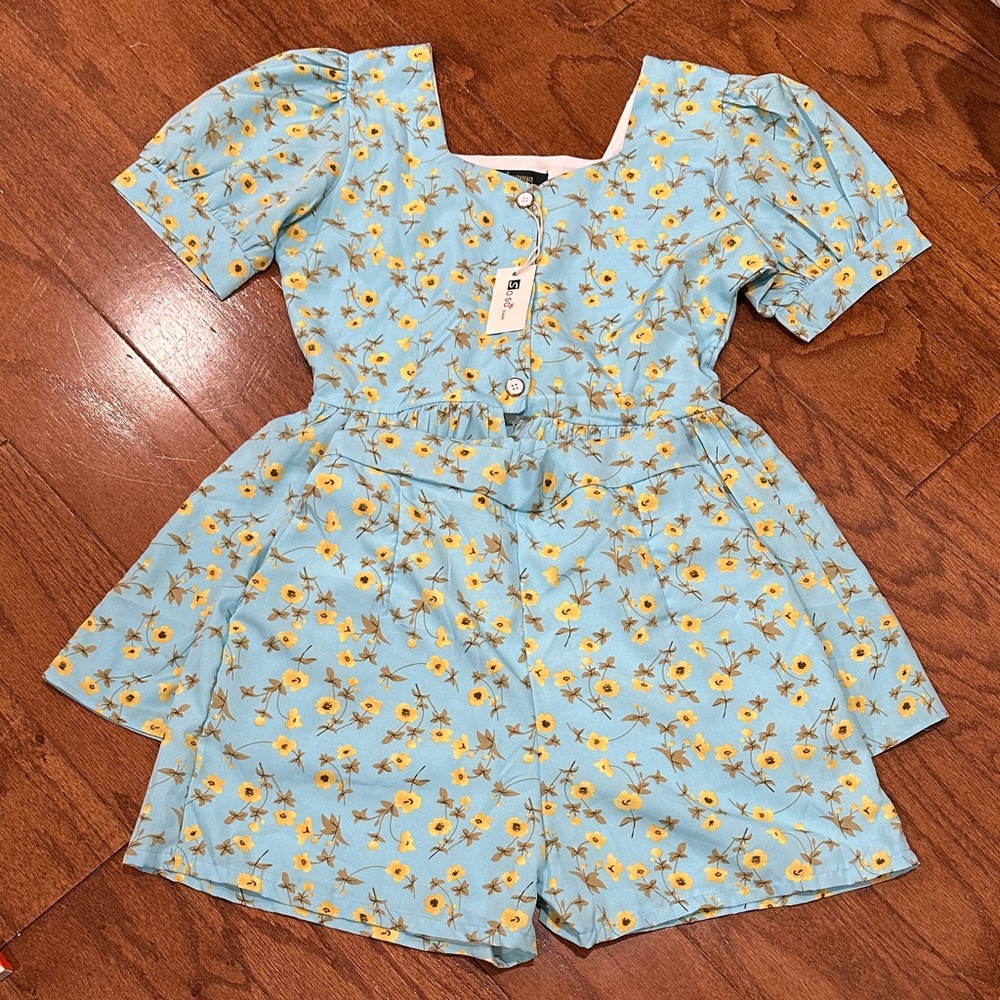 Light Blue Floral Square-Neck Blouse